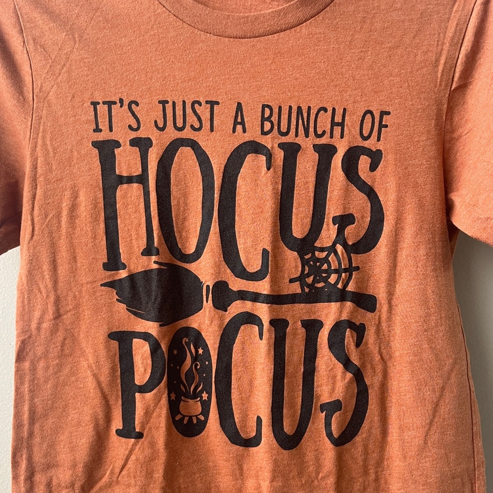 Bella Canvas Hocus Pocus Women’s T-Shirts Bundle- Size XS - Picture 8 of 14